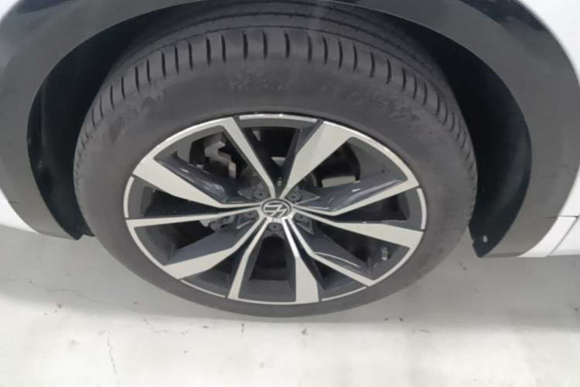 Used Volkswagen Talagon 2022 380TSI 4x4 R-Line Teramont 7-Seater Left Front Wheel Hub
