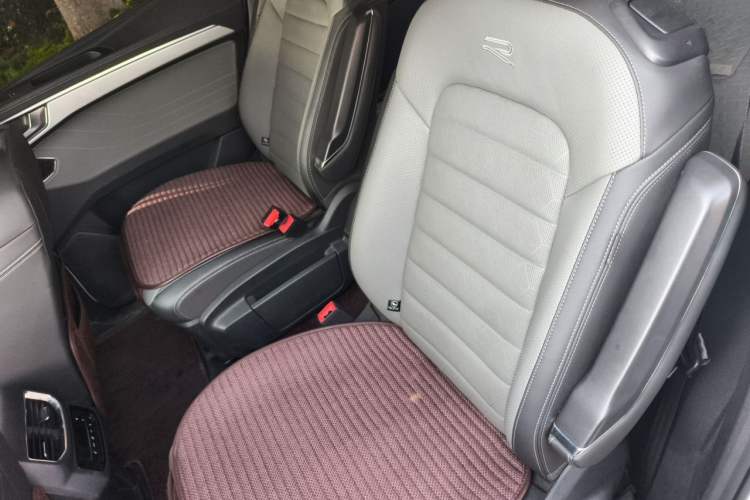 Used Volkswagen Talagon 2022 380TSI 4x4 R-Line Teramont 6-Seater Left Rear Seat