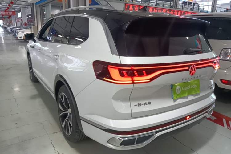 Used Volkswagen Talagon 2022 380TSI 4x4 R-Line Teramont 7-Seater Rear Left 45 Deg