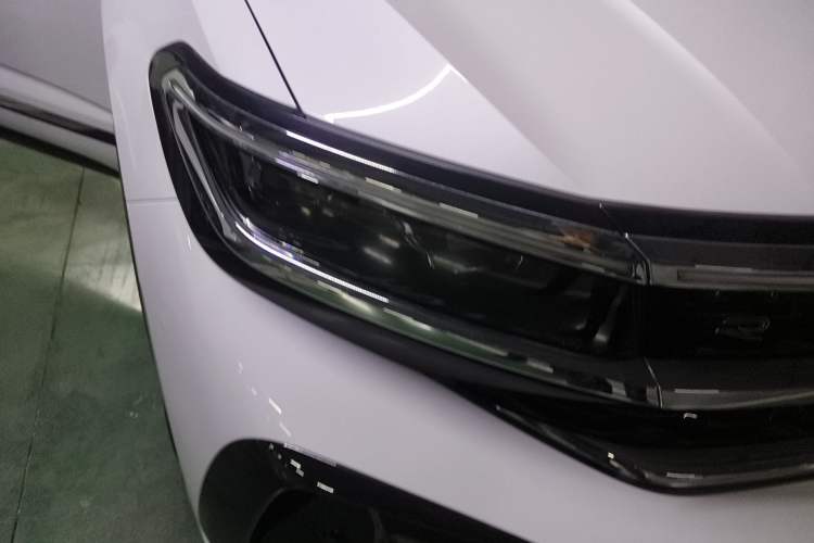 Used Volkswagen Talagon 2022 380TSI 4x4 R-Line Teramont 6-Seater Right Front Headlight