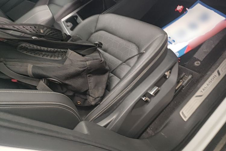 Used Volkswagen Talagon 2022 380TSI Four-Wheel Drive Luxury "Jiajing" Edition Pro 6 Seats Right Front Seat