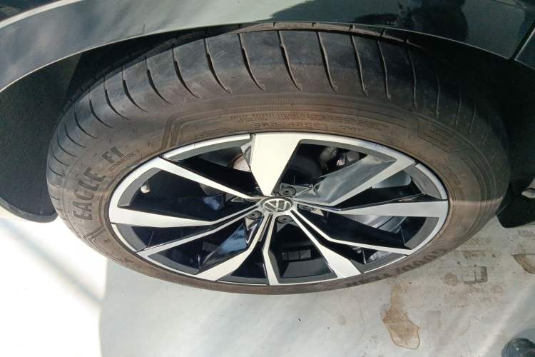 Used Volkswagen Talagon 2022 380TSI 4x4 R-Line Teramont 7-Seater Right Rear Wheel Hub