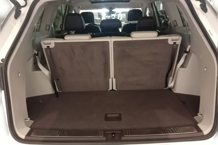 Used Volkswagen Talagon 2022 530TSI Four-Wheel Drive Flagship Shengjing Edition Pro 7-Seater Trunk