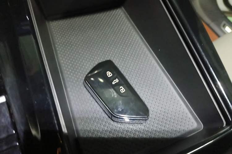 Used Volkswagen Talagon 2022 380TSI 4x4 R-Line Teramont 6-Seater Vehicle Key