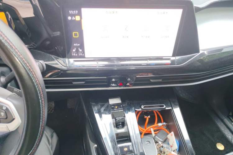 Used Volkswagen Talagon 2023 Facelift 380TSI All-Wheel Drive Luxury Jiajing Pro Version with 7 Seats Audio And AC Panel