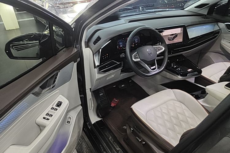 Used Volkswagen Talagon 2023 Facelift 530TSI All-Wheel-Drive Flagship Shengjing Edition Pro 6-Seater Driver Seat