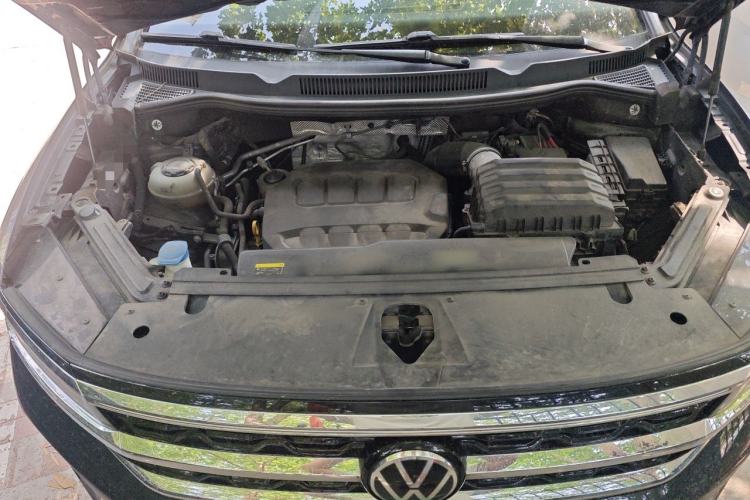 Used Volkswagen Talagon 2023 Facelift 380TSI All-Wheel-Drive Flagship Shengjing Edition 6 Seats Engine Bay
