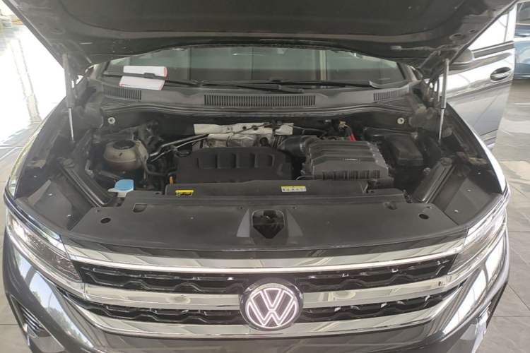 Used Volkswagen Talagon 2023 Facelift 380TSI All-Wheel-Drive Luxury Jiajing Pro 6-Seater Engine Bay