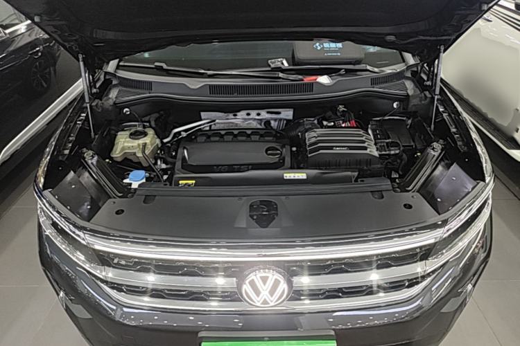 Used Volkswagen Talagon 2023 Facelift 530TSI All-Wheel-Drive Flagship Shengjing Edition Pro 6-Seater Engine Bay