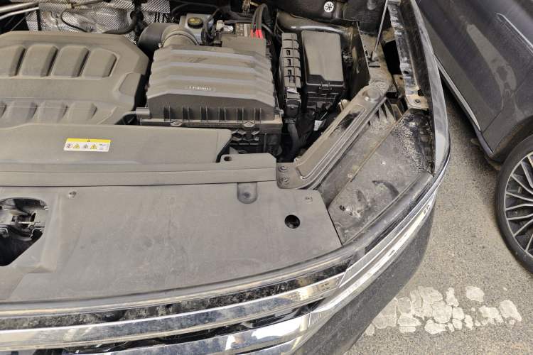 Used Volkswagen Talagon 2023 Facelift 380TSI All-Wheel-Drive Luxury Jiajing Pro 6-Seater Engine Bay Left