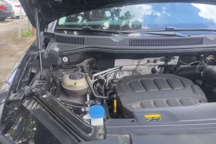 Used Volkswagen Talagon 2023 Facelift 380TSI All-Wheel-Drive Luxury Jiajing Pro 6-Seater Engine Bay Right
