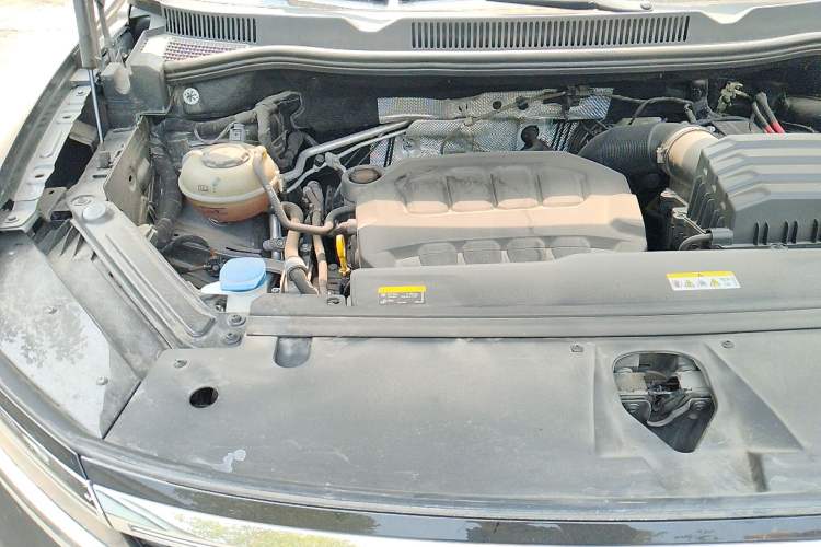 Used Volkswagen Talagon 2023 Facelift 380TSI All-Wheel-Drive Luxury Jiajing Pro 6-Seater Engine Bay Right