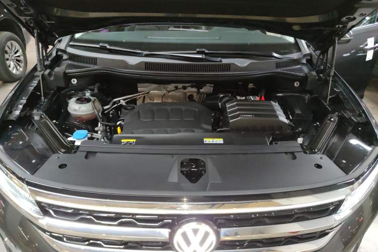 Used Volkswagen Talagon 2023 Facelift 380TSI All-Wheel-Drive Luxury Jiajing Pro 6-Seater Engine Bay