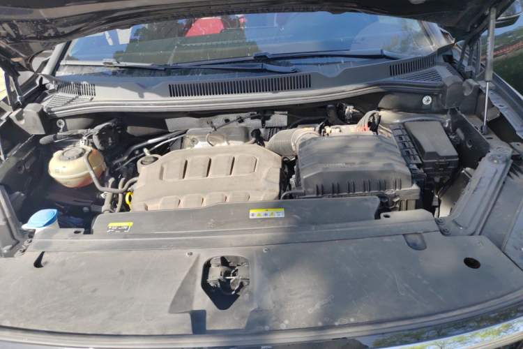 Used Volkswagen Talagon 2023 Facelift 380TSI All-Wheel-Drive Luxury Jiajing Pro 6-Seater Engine Bay
