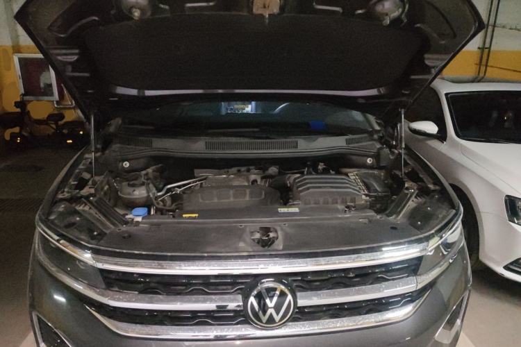 Used Volkswagen Talagon 2023 Facelift 380TSI All-Wheel-Drive Luxury Jiajing Pro 6-Seater Engine Bay
