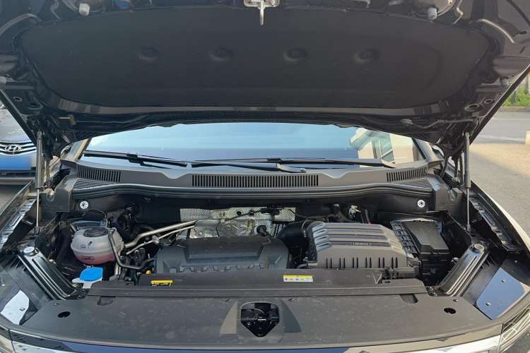 Used Volkswagen Talagon 2023 Facelift 380TSI All-Wheel-Drive Luxury Jiajing Pro 6-Seater Engine Bay