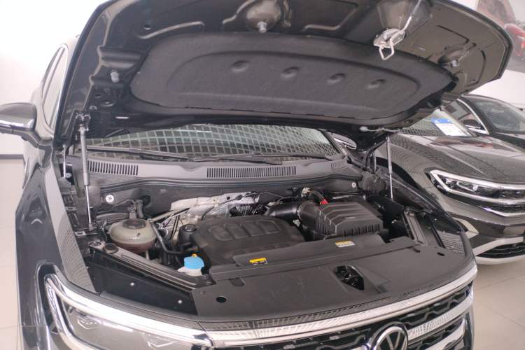 Used Volkswagen Talagon 2023 Facelift 380TSI All-Wheel-Drive Luxury Jiajing Pro 6-Seater Engine Bay