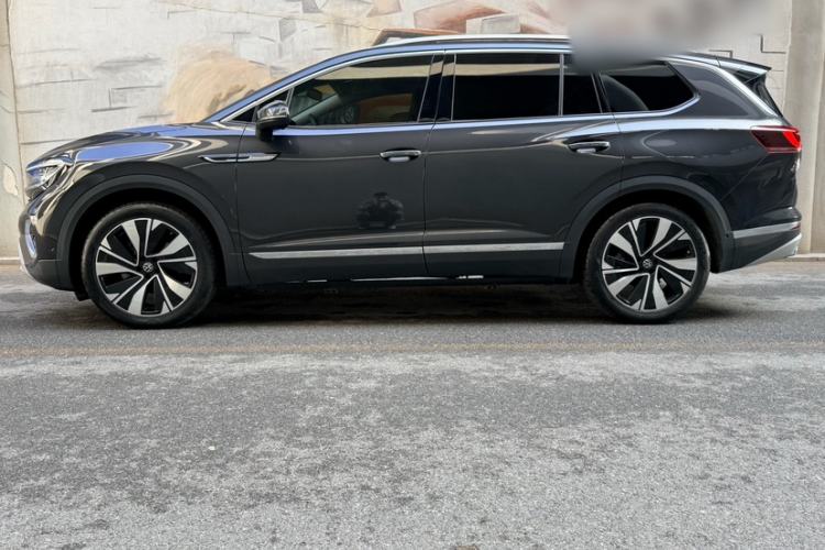 Used Volkswagen Talagon 2023 Facelift 380TSI All-Wheel Drive Luxury Jiajing Pro Version with 7 Seats Exterior 2
