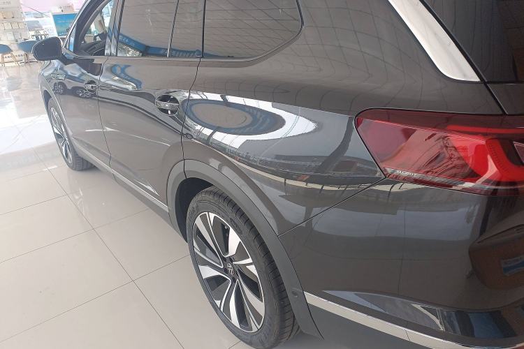 Used Volkswagen Talagon 2023 Facelift 380TSI All-Wheel-Drive Luxury Jiajing Pro 6-Seater Exterior 5