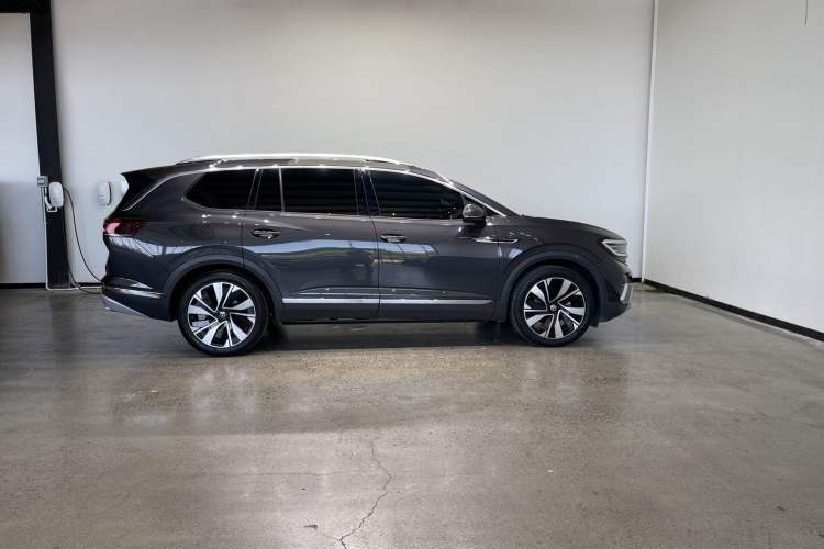 Used Volkswagen Talagon 2023 Facelift 380TSI All-Wheel-Drive Luxury Jiajing Pro 6-Seater Exterior 6