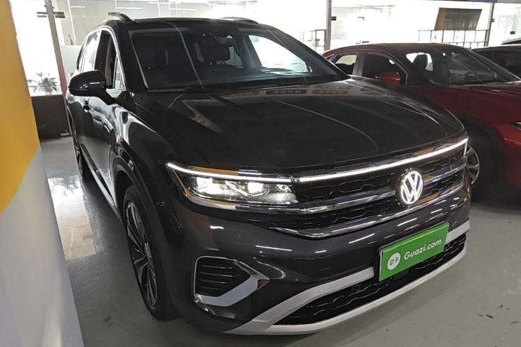Used Volkswagen Talagon 2023 380TSI Four-Wheel Drive Luxury Premium Edition Pro Front Right 45 Deg