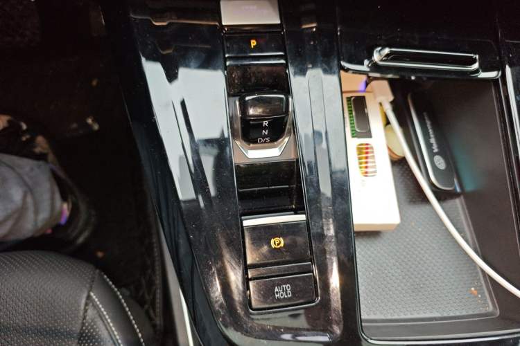 Used Volkswagen Talagon 2023 Facelift 380TSI All-Wheel-Drive Luxury Jiajing Pro 6-Seater Gear Lever