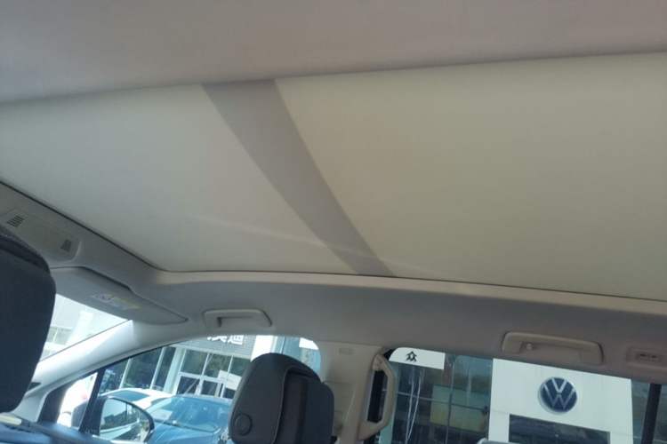 Used Volkswagen Talagon 2023 Facelift 530TSI All-Wheel-Drive Flagship Shengjing Edition Pro 6-Seater Headliner