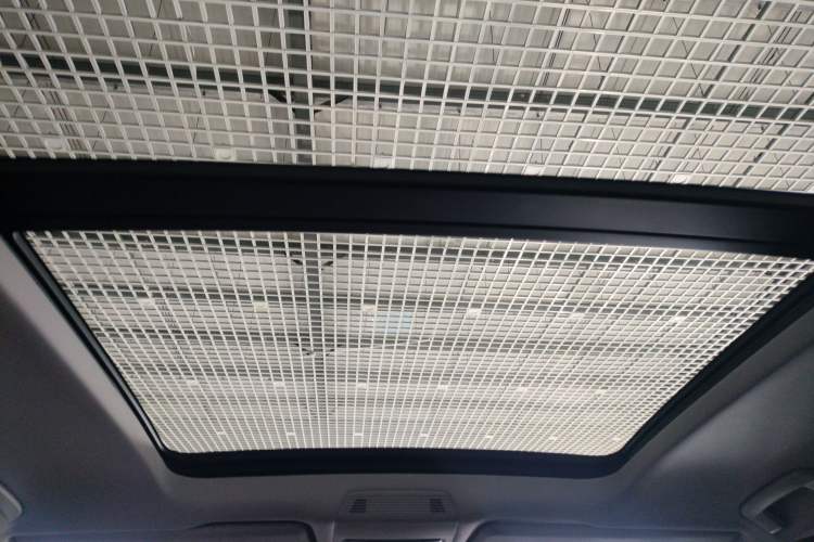 Used Volkswagen Talagon 2023 Facelift 380TSI All-Wheel-Drive Luxury Jiajing Pro 6-Seater Headliner