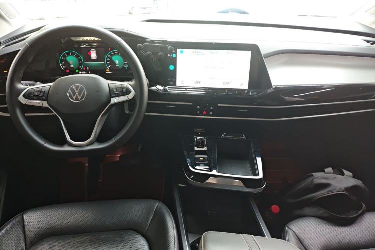 Used Volkswagen Talagon 2023 Facelift 380TSI All-Wheel-Drive Luxury Jiajing Pro 6-Seater Interior 2