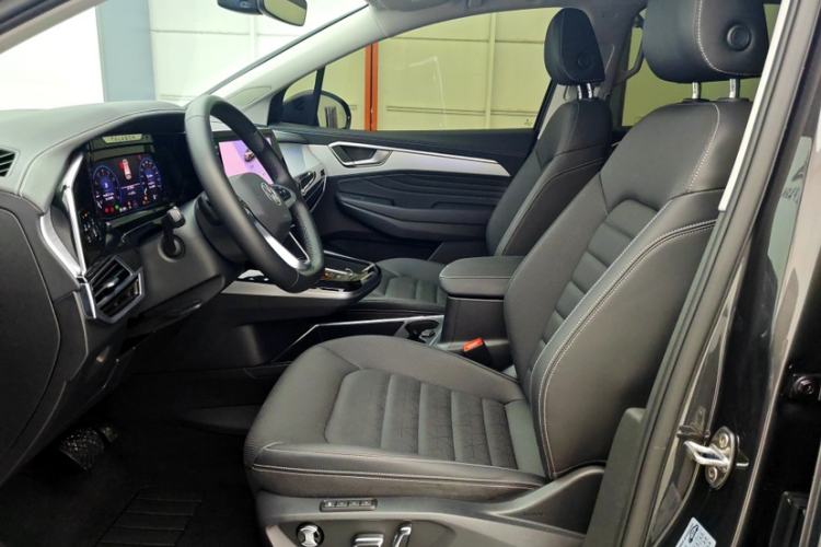 Used Volkswagen Talagon 2023 Facelift 380TSI All-Wheel-Drive Luxury Jiajing Pro 6-Seater Interior 7
