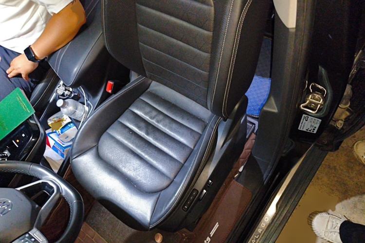 Used Volkswagen Talagon 2023 Facelift 380TSI All-Wheel-Drive Luxury Jiajing Pro 6-Seater Left Front Seat