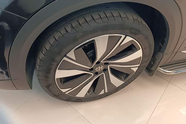 Used Volkswagen Talagon 2023 Facelift 380TSI All-Wheel-Drive Luxury Jiajing Pro 6-Seater Left Front Wheel Hub