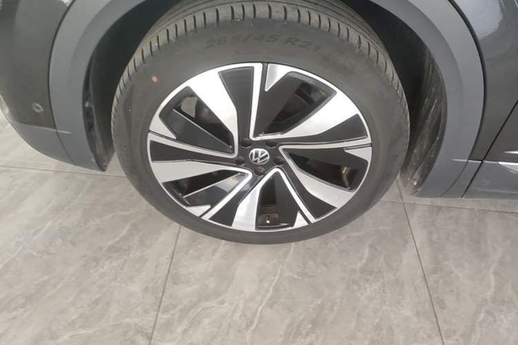 Used Volkswagen Talagon 2023 Facelift 380TSI All-Wheel-Drive Luxury Jiajing Pro 6-Seater Left Front Wheel Hub