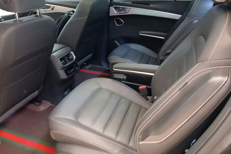 Used Volkswagen Talagon 2023 Facelift 380TSI All-Wheel-Drive Luxury Jiajing Pro 6-Seater Left Rear Seat