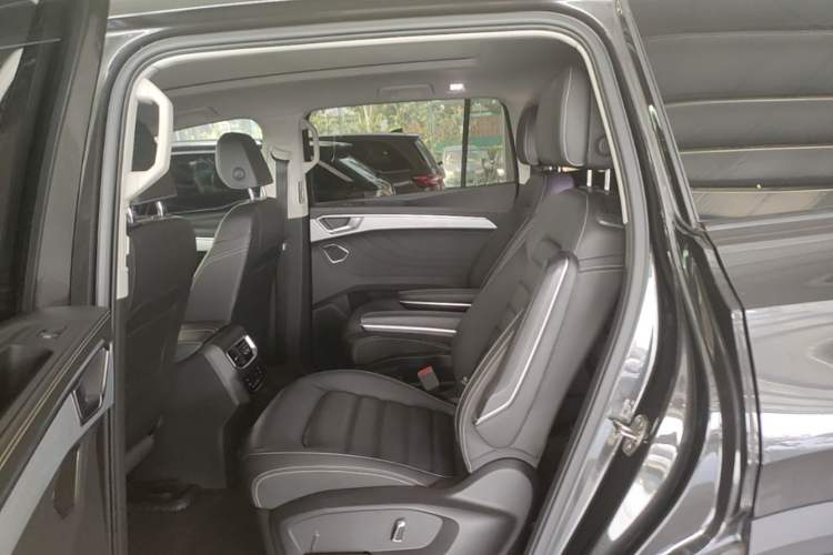 Used Volkswagen Talagon 2023 Facelift 380TSI All-Wheel-Drive Luxury Jiajing Pro 6-Seater Left Rear Seat