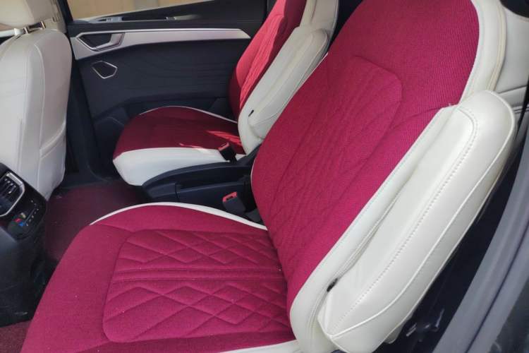 Used Volkswagen Talagon 2023 Facelift 380TSI All-Wheel-Drive Luxury Jiajing Pro 6-Seater Left Rear Seat