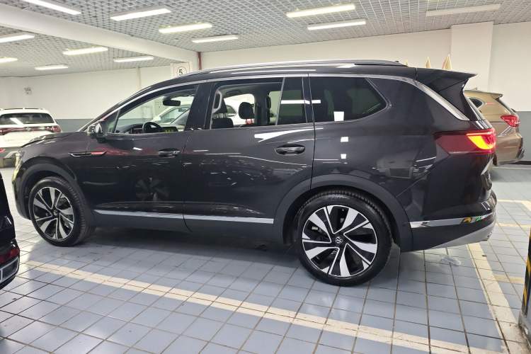 Used Volkswagen Talagon 2023 Facelift 380TSI All-Wheel-Drive Luxury Jiajing Pro 6-Seater Left Side