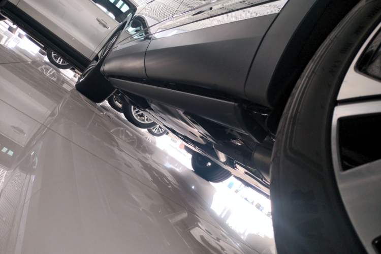 Used Volkswagen Talagon 2023 Facelift 380TSI All-Wheel-Drive Luxury Jiajing Pro 6-Seater Left Side Sill