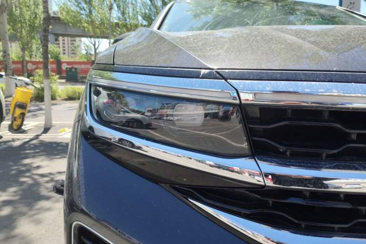 Used Volkswagen Talagon 2023 Facelift 380TSI All-Wheel-Drive Luxury Jiajing Pro 6-Seater Right Front Headlight