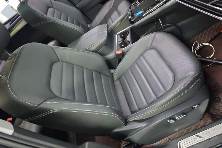 Used Volkswagen Talagon 2023 Facelift 380TSI All-Wheel-Drive Luxury Jiajing Pro 6-Seater Right Front Seat