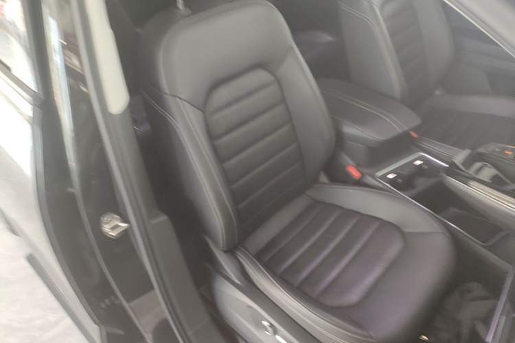Used Volkswagen Talagon 2023 Facelift 380TSI All-Wheel-Drive Luxury Jiajing Pro 6-Seater Right Front Seat