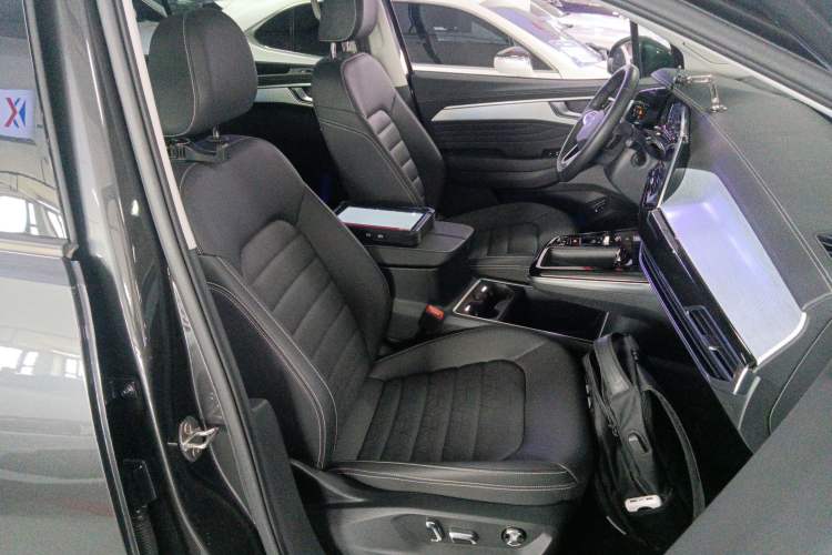 Used Volkswagen Talagon 2023 Facelift 380TSI All-Wheel-Drive Luxury Jiajing Pro 6-Seater Right Front Seat