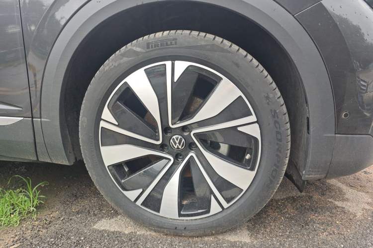 Used Volkswagen Talagon 2023 Facelift 380TSI All-Wheel-Drive Luxury Jiajing Pro 6-Seater Right Front Wheel Hub