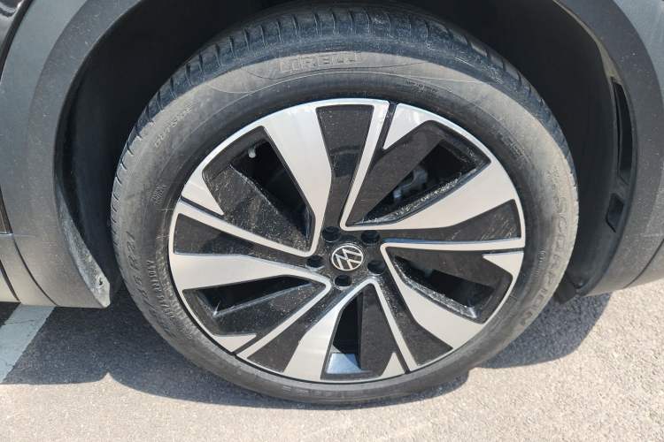 Used Volkswagen Talagon 2023 Facelift 380TSI All-Wheel-Drive Flagship Shengjing Edition 6 Seats Right Front Wheel Hub