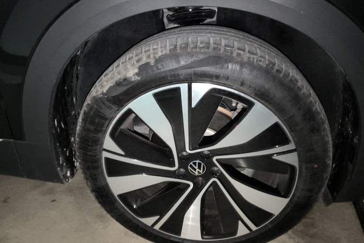 Used Volkswagen Talagon 2023 Facelift 380TSI All-Wheel-Drive Luxury Jiajing Pro 6-Seater Right Front Wheel Hub