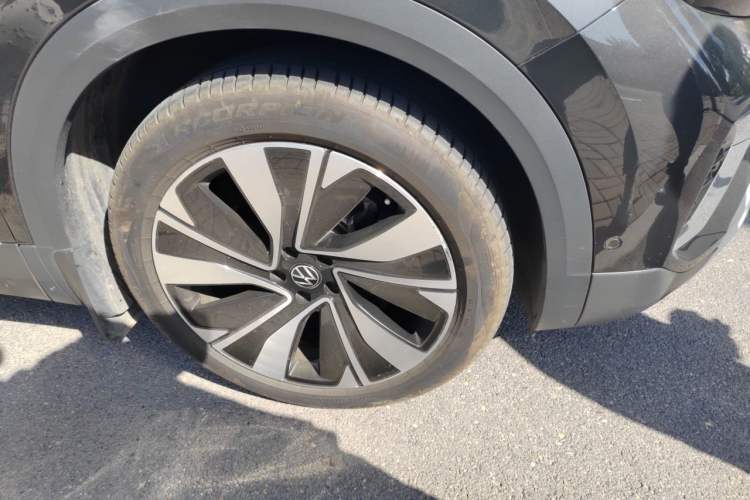 Used Volkswagen Talagon 2023 Facelift 380TSI All-Wheel-Drive Luxury Jiajing Pro 6-Seater Right Front Wheel Hub