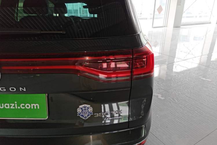 Used Volkswagen Talagon 2023 Facelift 380TSI All-Wheel-Drive Luxury Jiajing Pro 6-Seater Right Rear Taillight