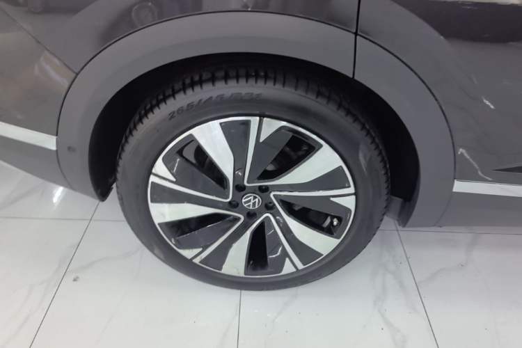 Used Volkswagen Talagon 2023 Facelift 380TSI All-Wheel-Drive Luxury Jiajing Pro 6-Seater Right Rear Wheel Hub