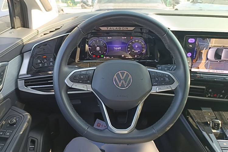 Used Volkswagen Talagon 2023 Facelift 380TSI All-Wheel-Drive Flagship Shengjing Edition 6 Seats Steering Wheel