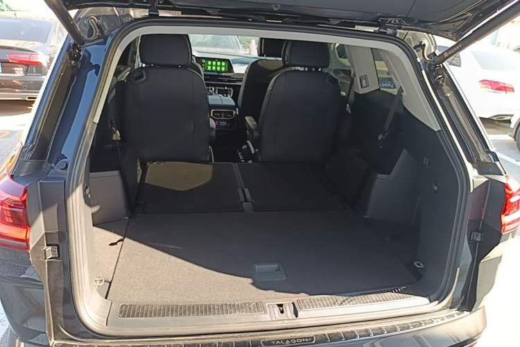 Used Volkswagen Talagon 2023 Facelift 380TSI All-Wheel-Drive Flagship Shengjing Edition 6 Seats Trunk